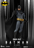 DC Comics Action Figure Batman 21 cm | Preorder